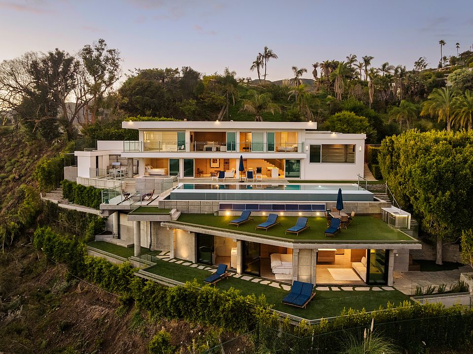 1st image of 475 Paseo Miramar