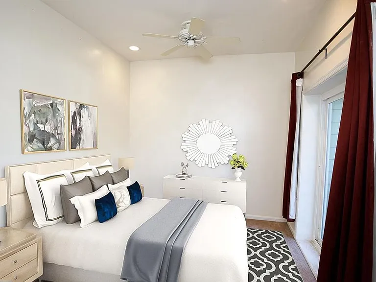 1434 Potomac Ave SE #4 — Photo 15
