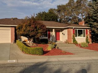 1170 Runnymead Dr, Los Altos, CA 94024