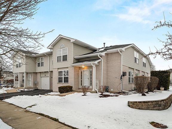 2nd image of 716 Beaver Ct #716