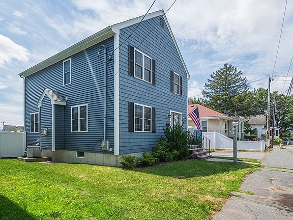 3rd image of 7 Brockton Ave