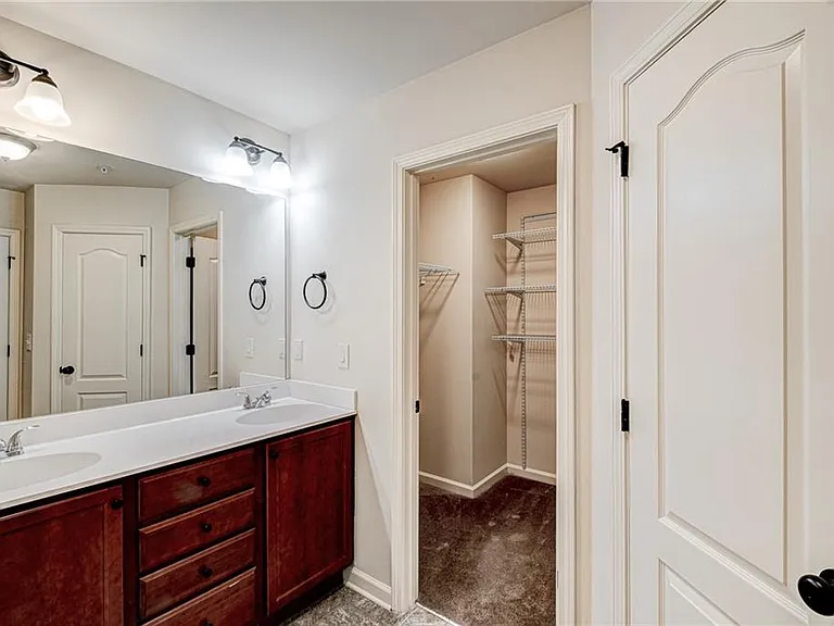 2310 Elmbridge Rd — Photo 16