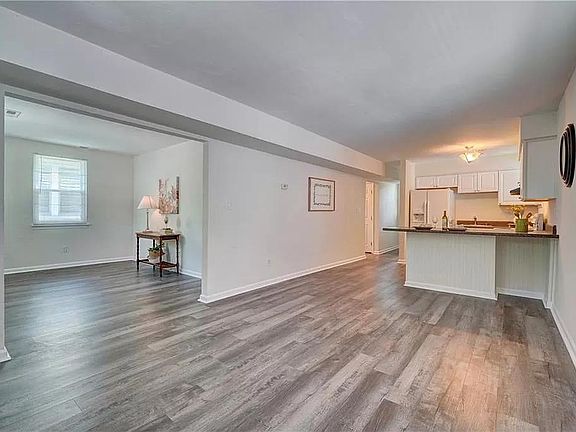 5th image of 1407 Melrose Pkwy