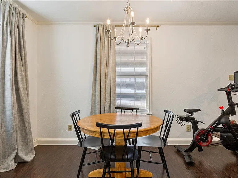 410 Rice Ave — Photo 50