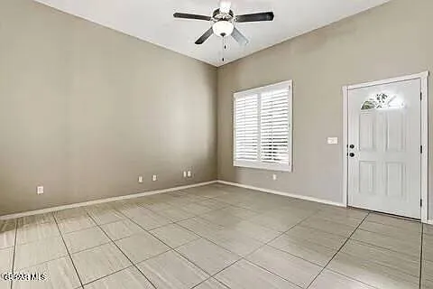 4 bed, 2.0 bath, 1447 sqft, $2,195 — Photo 4