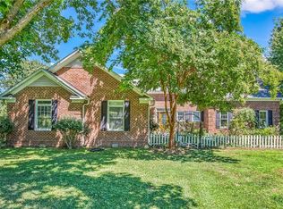 3610 Fieldgate Rd, Greensboro, NC 27406