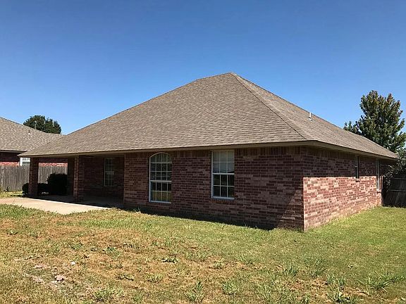 4th image of 1628 Woodcreek Ct