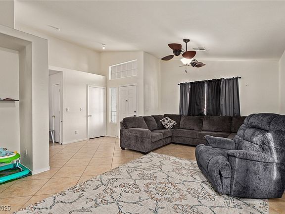 2nd image of 5019 Cactus Mesa Way