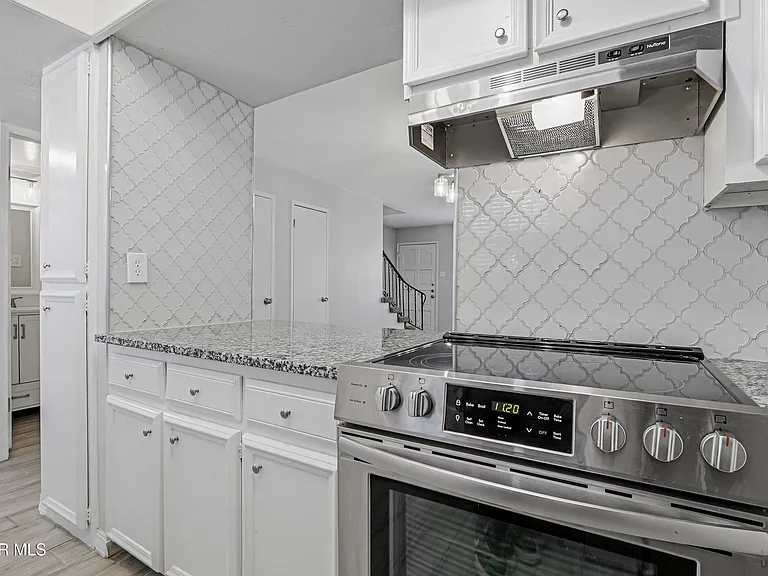 6700 Escondido Dr #G9 — Photo 10