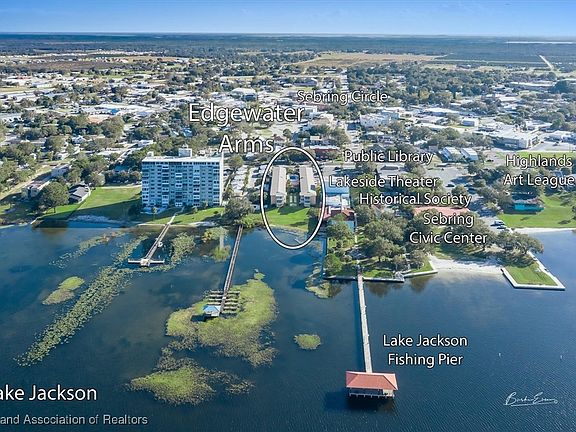 3rd image of 2113 Lakeview Dr APT 5B