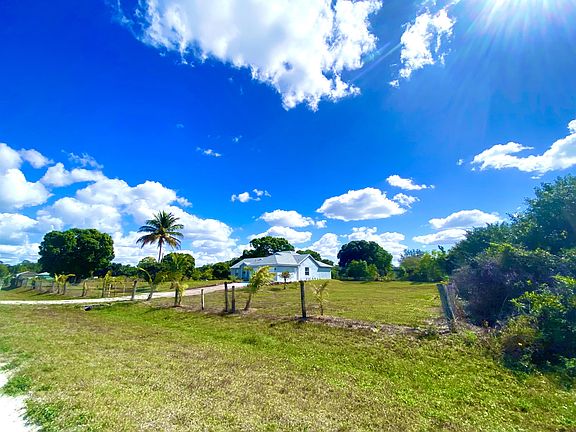 2nd image of 18770 Orange Grove Blvd