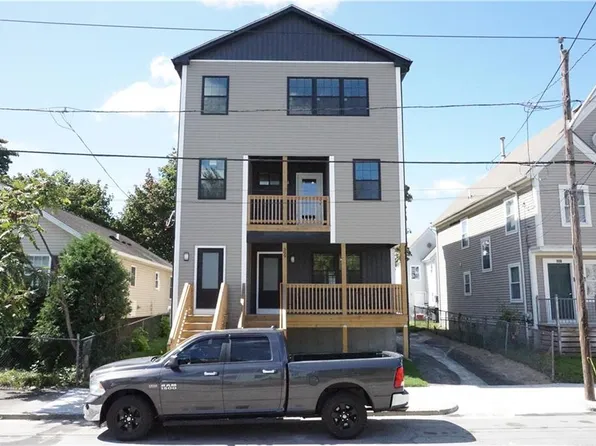 399 Cahill St, Providence, RI 02905