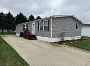 599 Sandtrap Cir Painesville, Township, OH 44077