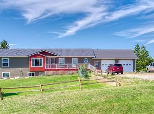 18 Pine Haven Rd, Moorcroft, WY 82721