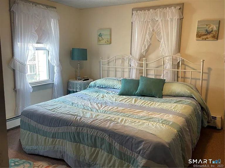 39 Pepperidge Ave — Photo 15