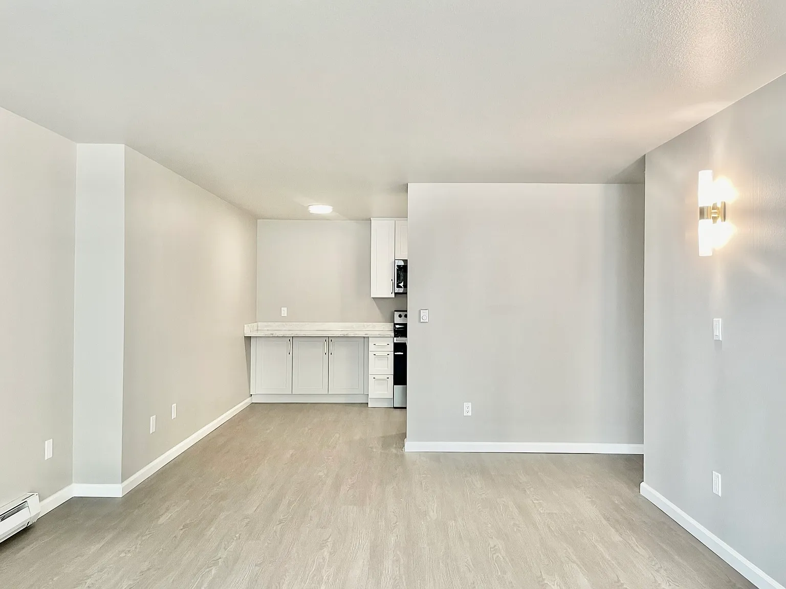 6534 4th Ave NE — Photo 3