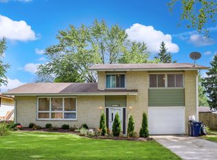 1515 Lin Lor Ln, Elgin, IL 60123