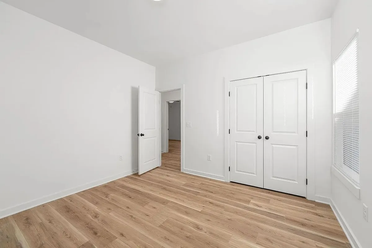Building Photo - 2295 E Spring Hill Ct