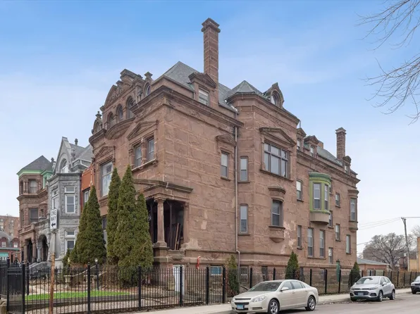 3736 S Michigan Ave, Chicago, IL 60653