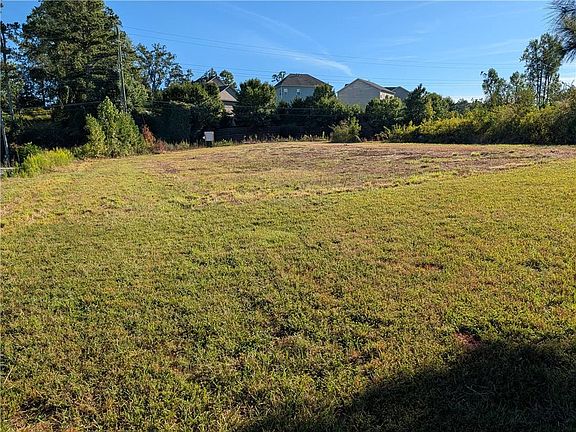 2nd image of 1518 Kelly Mill Rd