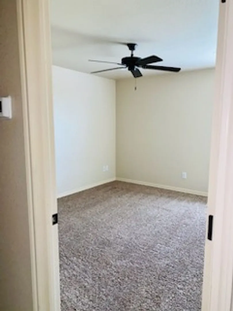 4505 Skyflower — Photo 3