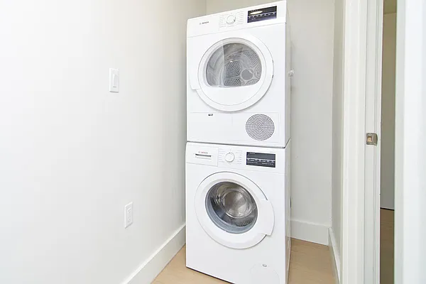 Rented by Compass | media 9