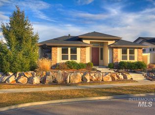 4252 Luminous Ave, Meridian, ID 83642
