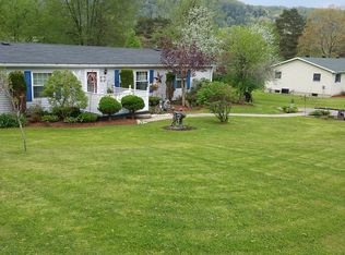 12 Whitney St, Warren, PA 16365