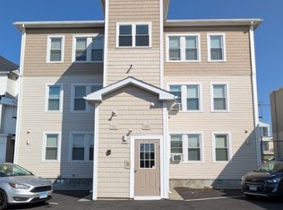 91 Roberts St APT G, West Warwick, RI 02893