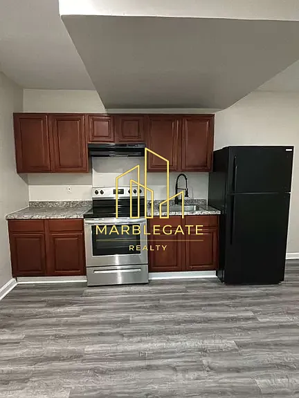 79-83 Tillinghast St #B44 — Photo 1