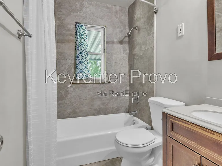 1304 E 520 South St — Photo 10