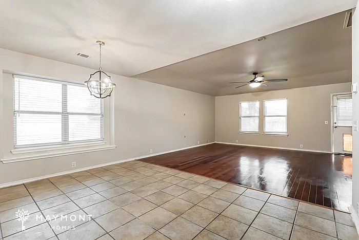 15811 Borwick Ln — Photo 6