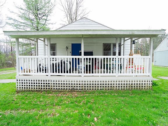 3rd image of 3986 Crum Rd