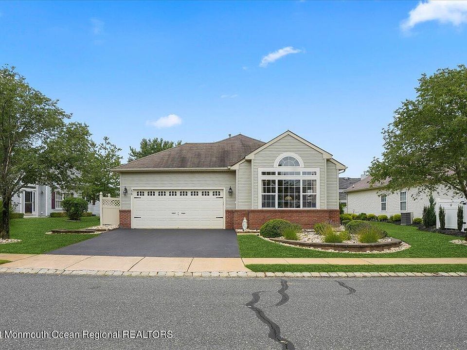1st image of 46 Verona Drive