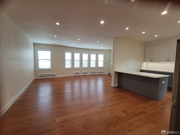 2nd image of 479 35th Ave