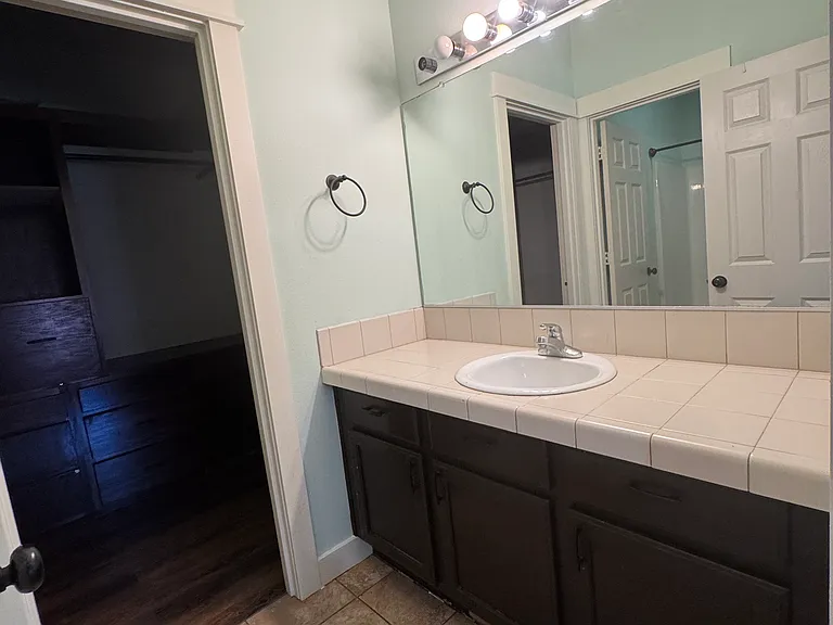 855 Hollow Way — Photo 28