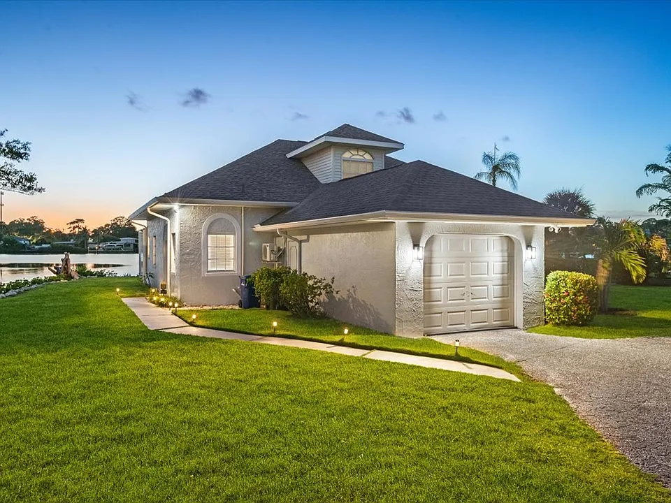 498 Buena Vista Dr