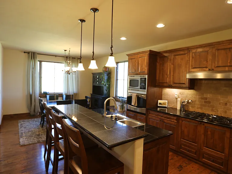110 Lara Pl — Photo 21
