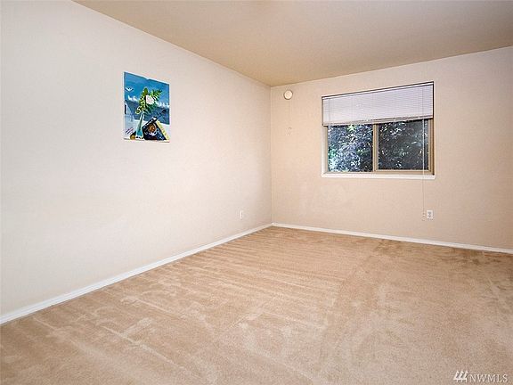 3rd image of 3423 M Pl SE APT B