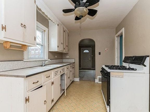 4th image of 10838 S Homan Ave