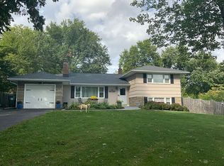 22 Huyler Rd, Branchburg, NJ 08876