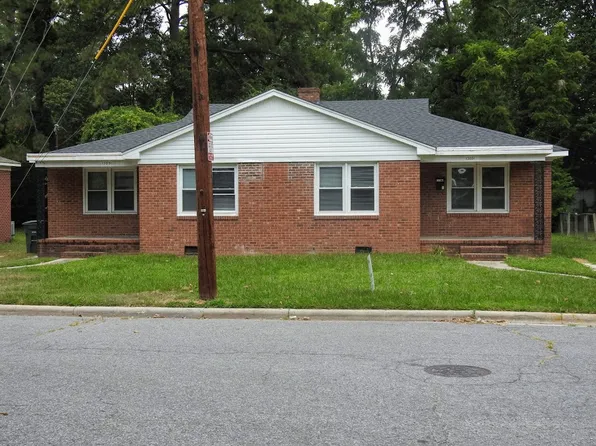 1305 E 2nd St, Greenville, NC 27858