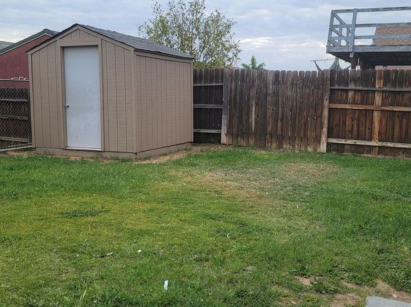 8317 Pioneer Dr, Bakersfield, CA 93306