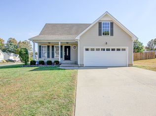 1041 Freedom Dr, Clarksville, TN 37042
