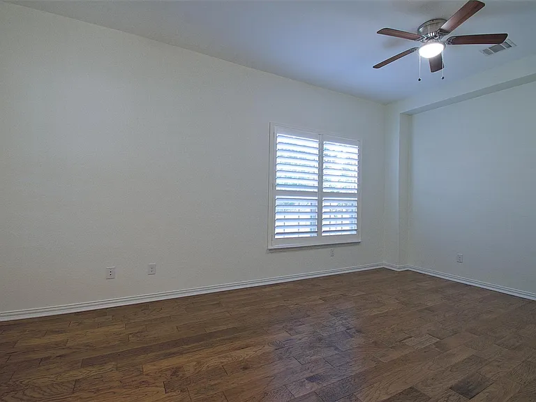 413 Granite Rock Ln — Photo 6
