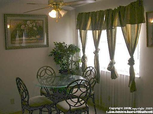 5th image of 303 E GLENBROOK