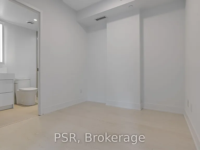 308 Jarvis St #422 — Photo 27