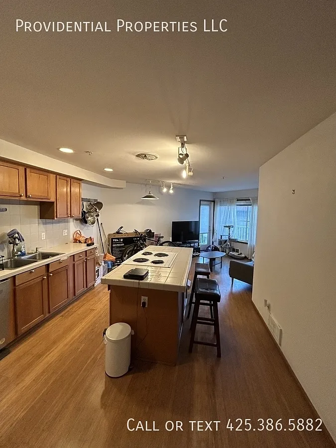 2 bed, 744 sqft, $1,225 — Photo 4