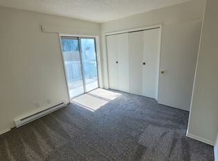 409 N 1st St #3, Pinehurst, ID 83850