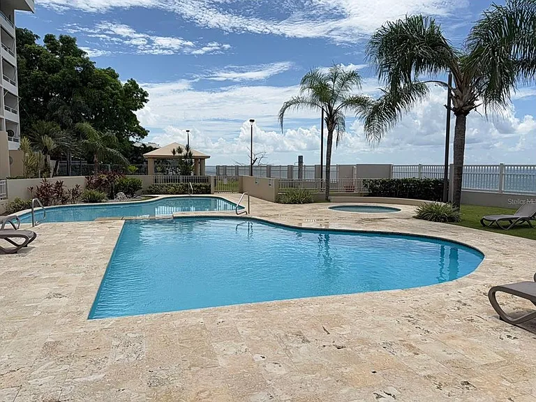 Condo Pelican Reef Apt 302 #302 — Photo 10